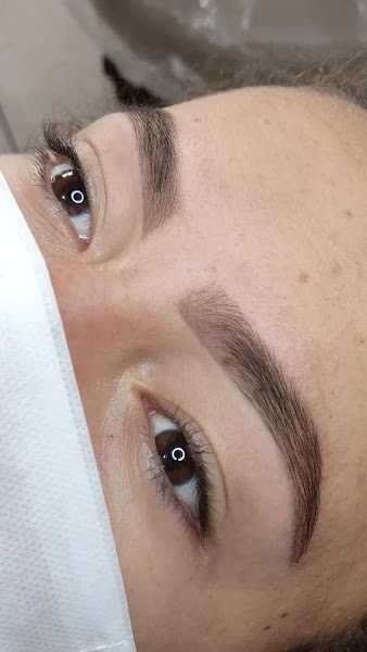 Gislaine Borim Sobrancelhas