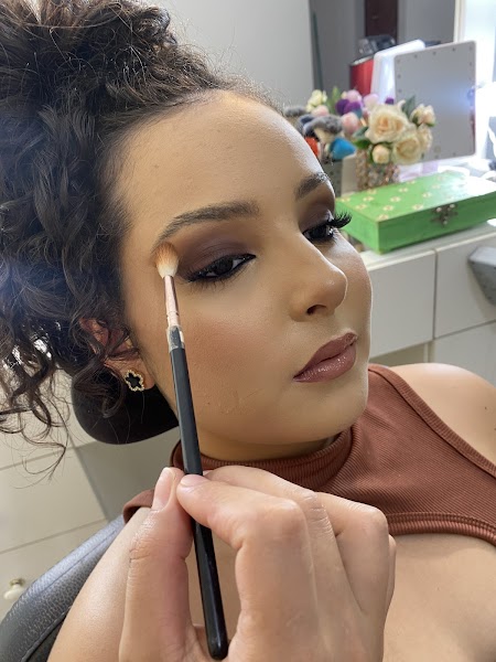 Lorena Dias - Maquiadora em Caldas Novas