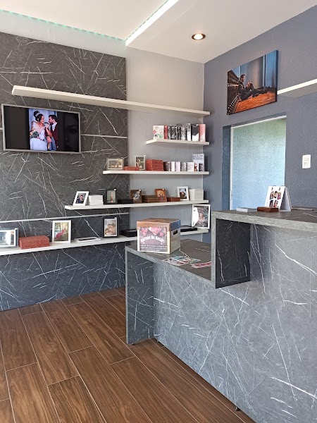 Estúdio Keiser Fotográfia