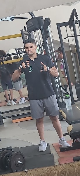 Lázaro Silva - Fisioterapeuta e Personal Trainer