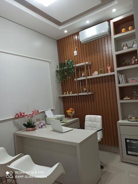 Aline Carneiro - Nutricionista - Atendimento Presencial e Online - Côcos-BA