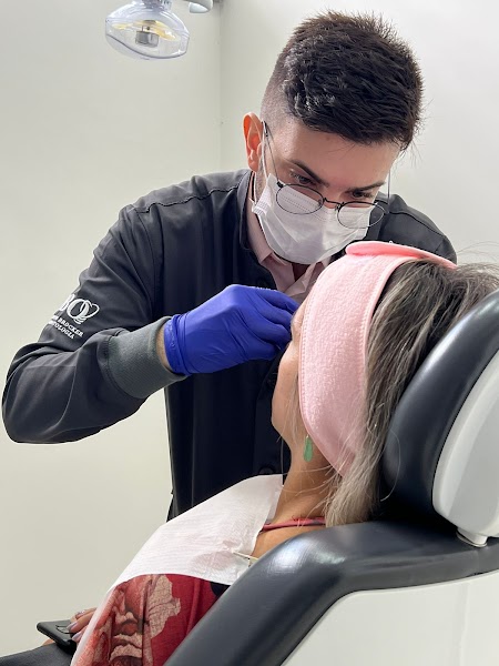 Dr. Willian Artner de Lima - Biomédico Esteta