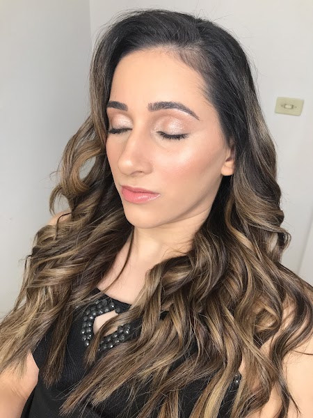 Yvina Olmedo Maquiadora